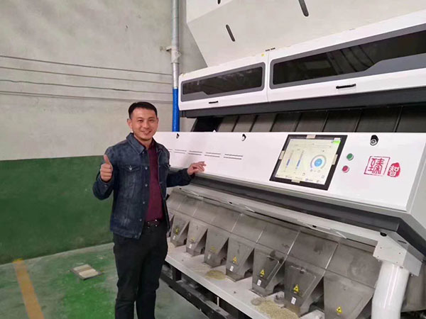 湘潭市長(zhǎng)城農(nóng)業(yè)機(jī)械有限公司,湘潭農(nóng)業(yè)機(jī)械,機(jī)械及配件經(jīng)營(yíng),橡膠制品銷售 湘潭市長(zhǎng)城農(nóng)業(yè)機(jī)械有限公司,湘潭農(nóng)業(yè)機(jī)械,機(jī)械及配件經(jīng)營(yíng),橡膠制品銷售